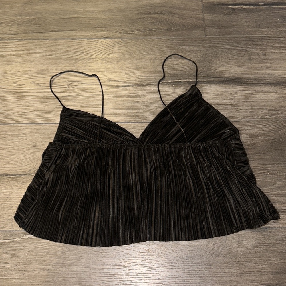 Crop top - Picture 2 of 2